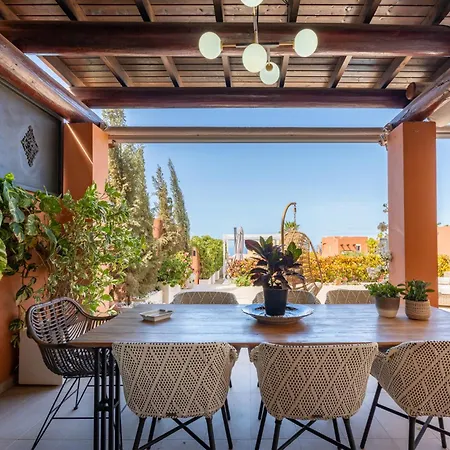 Golfside With Private Pool And Ocean Views